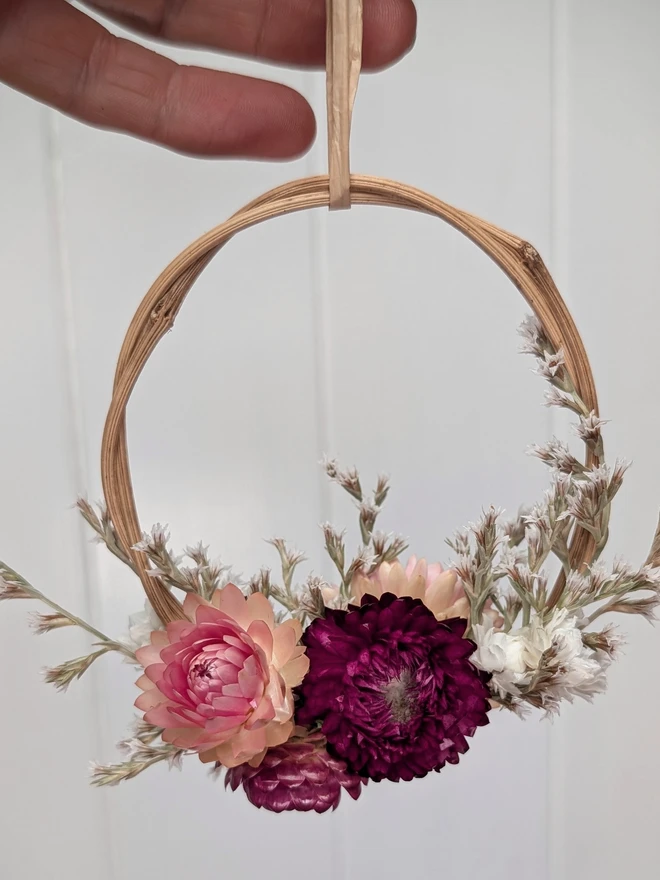 tiny dried flower wreath 