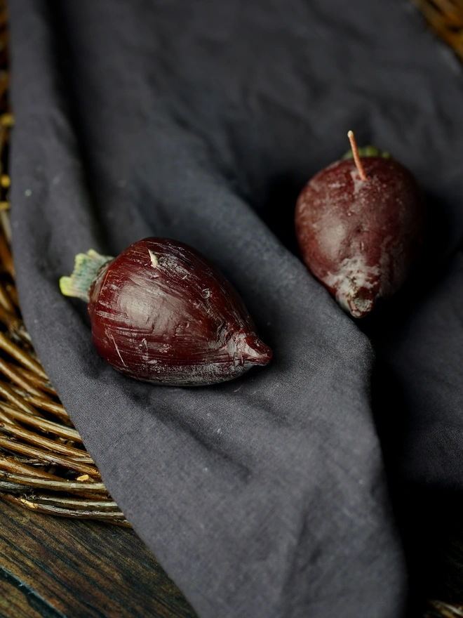 The Beetroot Candle