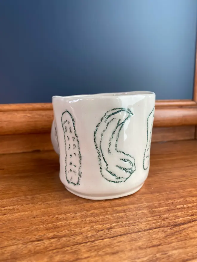 Mara Wanda pickles cup