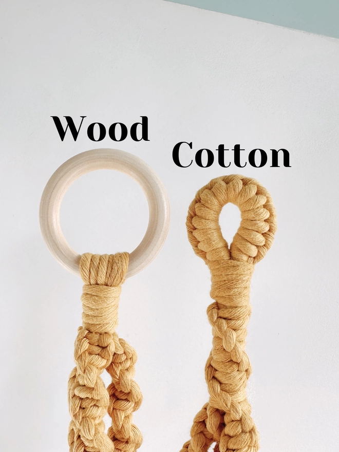 Photo showing both wood and cotton hook options