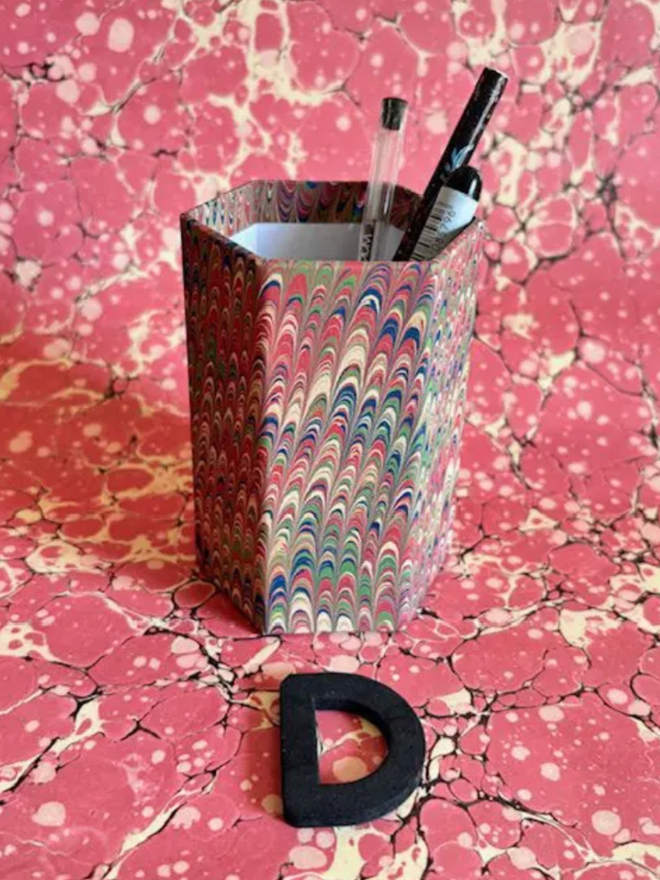 Pen Pot. A pen pot in D