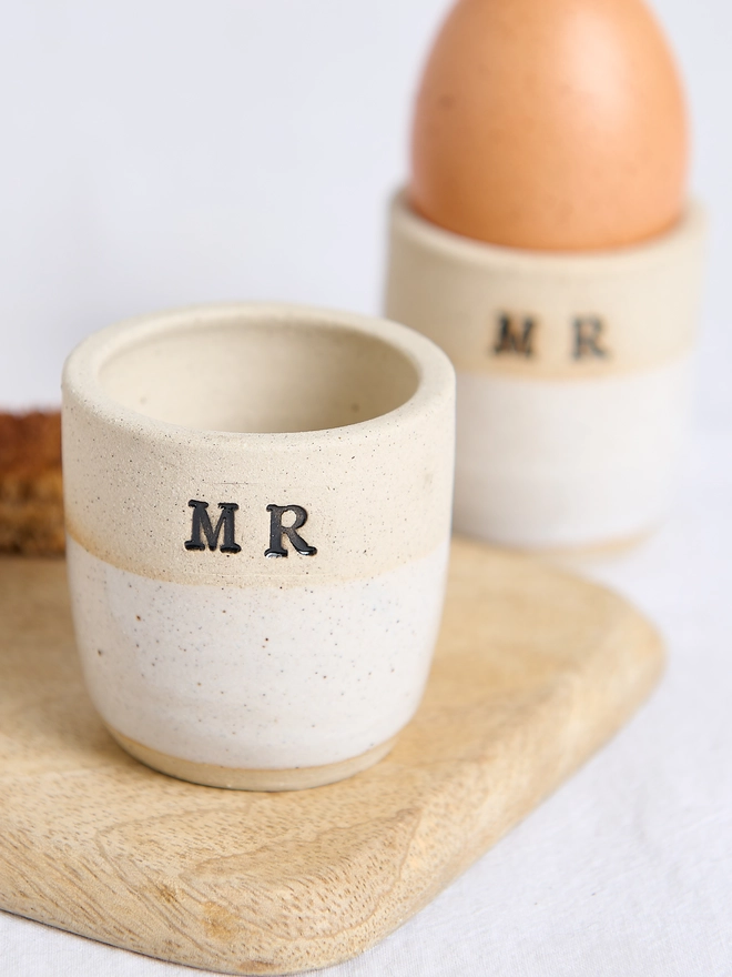 ceramic egg cup 