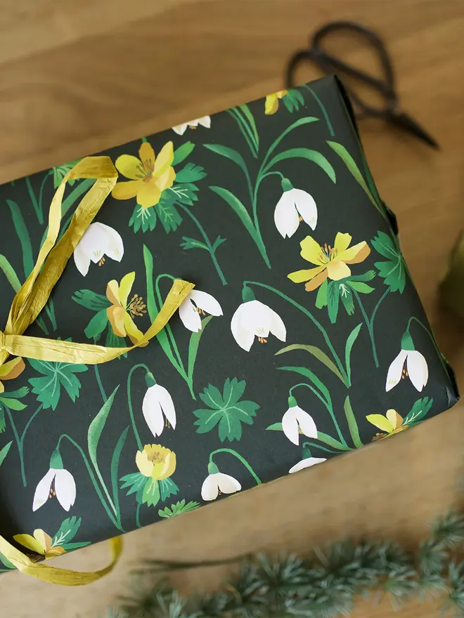 snowdrop flower gift wrap