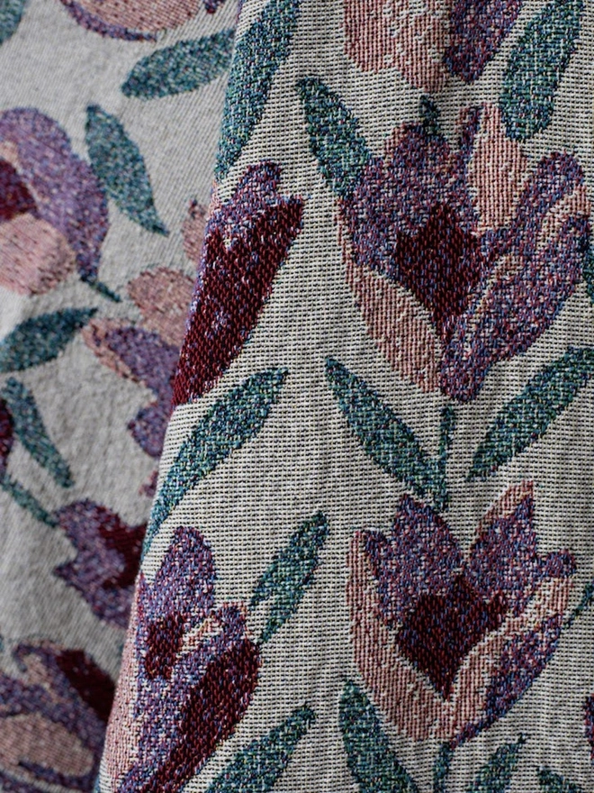 Tulip Kisses Blanket