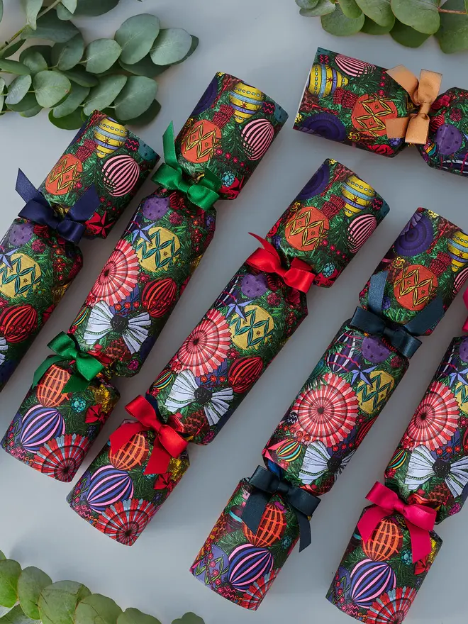 Christmas Baubles Luxury Christmas Crackers (Set Of 6)