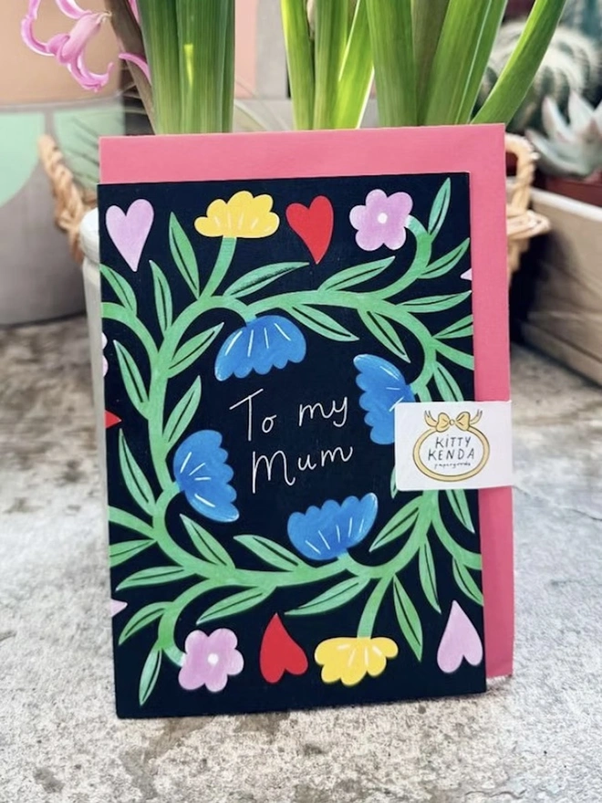 'To My Mum' Vine Border Card