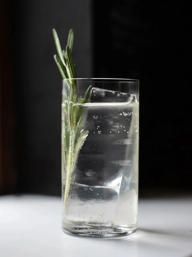 Lan Y Môr Cocktail In A Can (Set Of 1, 2, 4), cocktail in a glass on a white surface. 