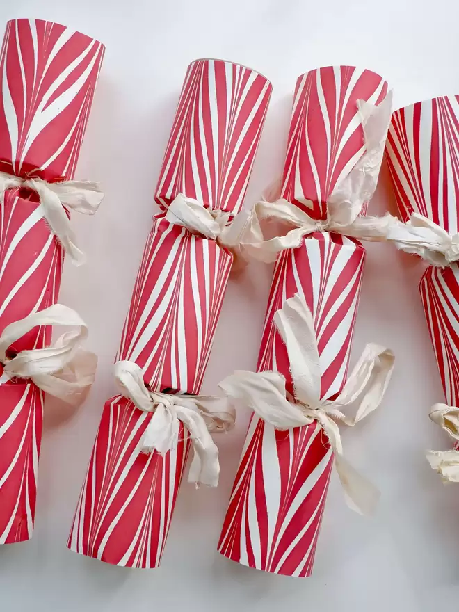 Red candy cane Christmas crackers 