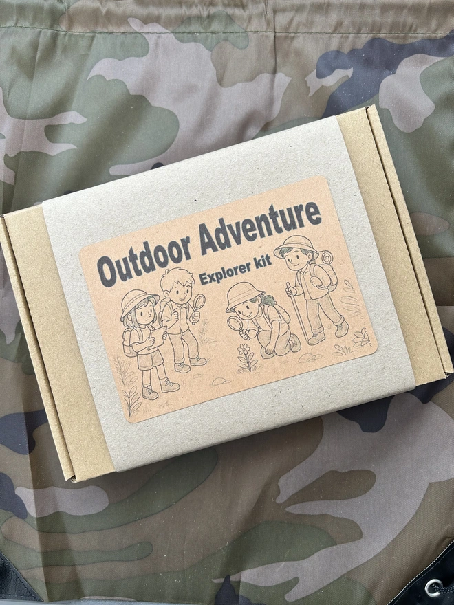 Gift box that contains adventure kit