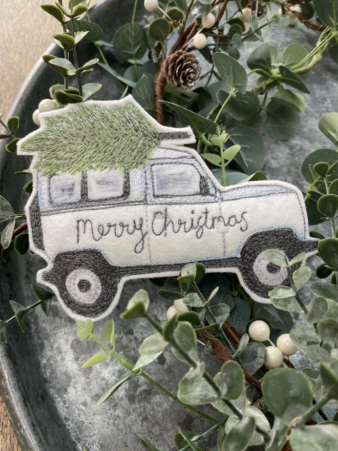 Landrover christmas decoration 