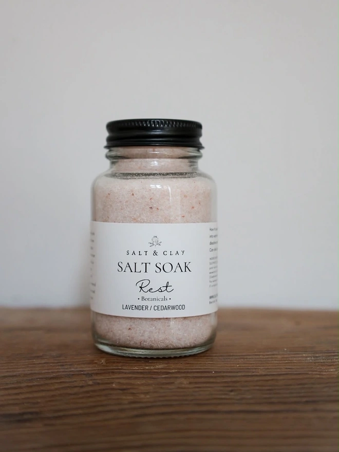 Botanical bath salts blended with organic essential oils. All natural products. 