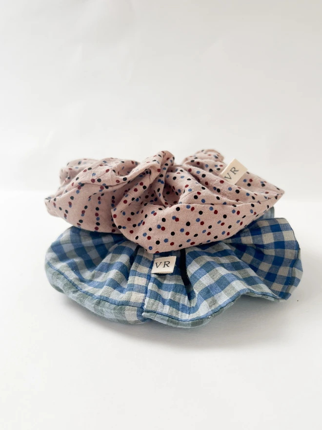 Two new hair ties scrunchies 