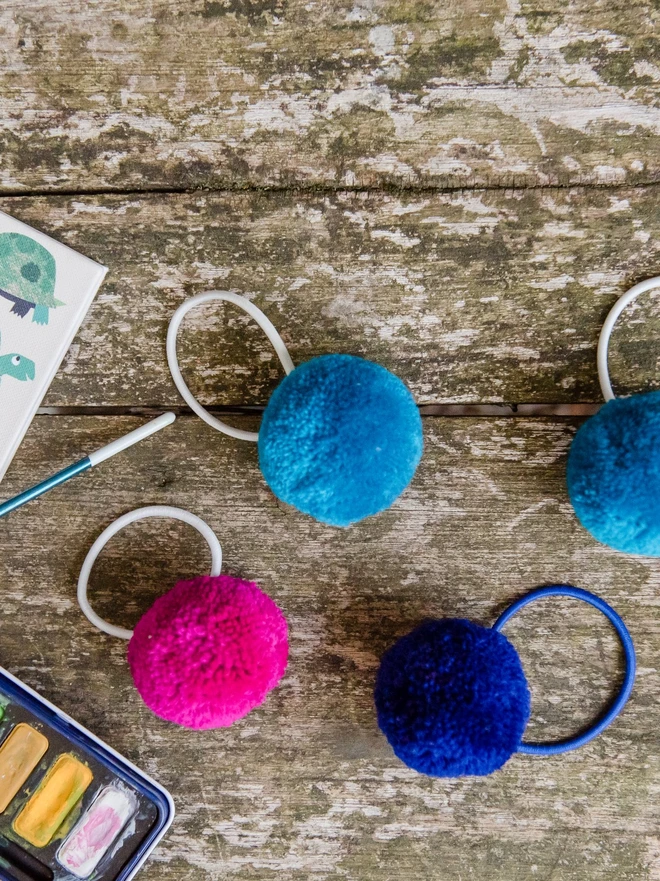 pom pom hair bobble elastics 
