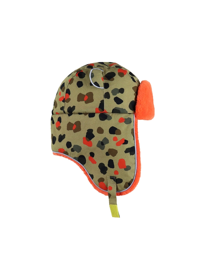 Kids winter neutral leopard trapper hat side