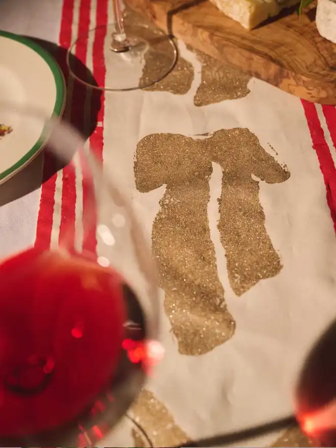 Christmas Bow Tablecloth