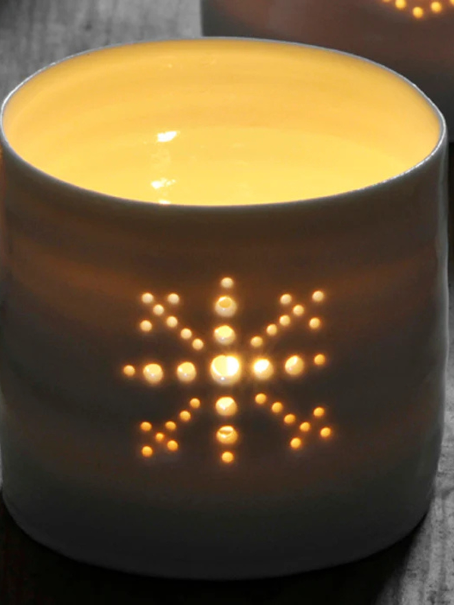 snowflake mini porcelain tealight holder