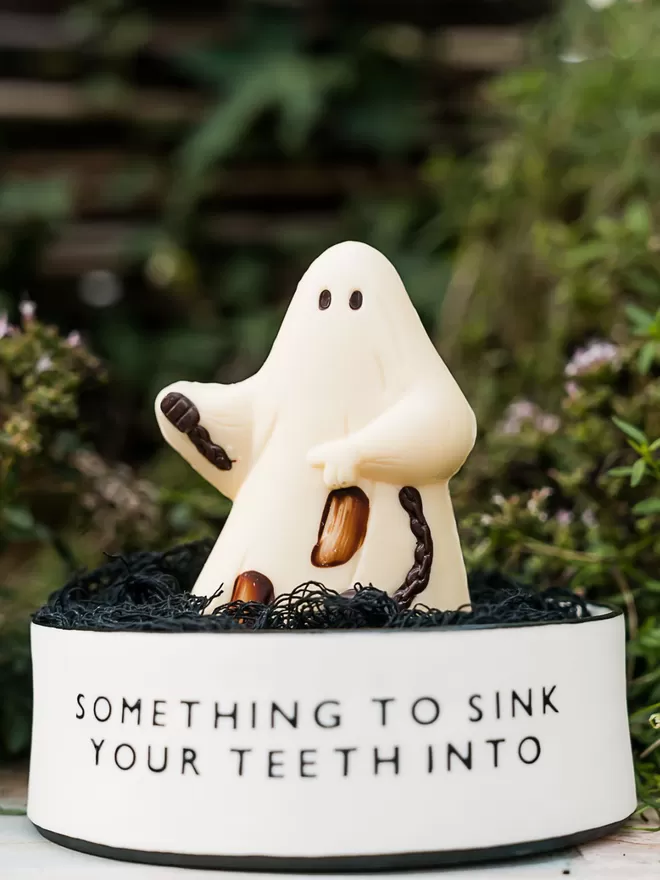 Rumsey Chocolate chocolate ghost seen in a ceramic pot ready for halloween.