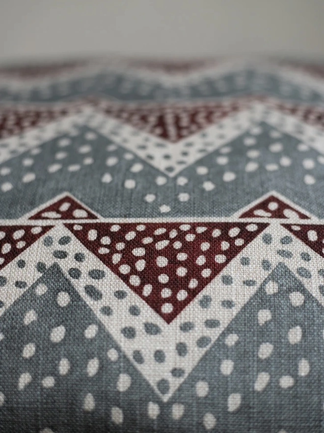 Snow 'Peaks' Cushion