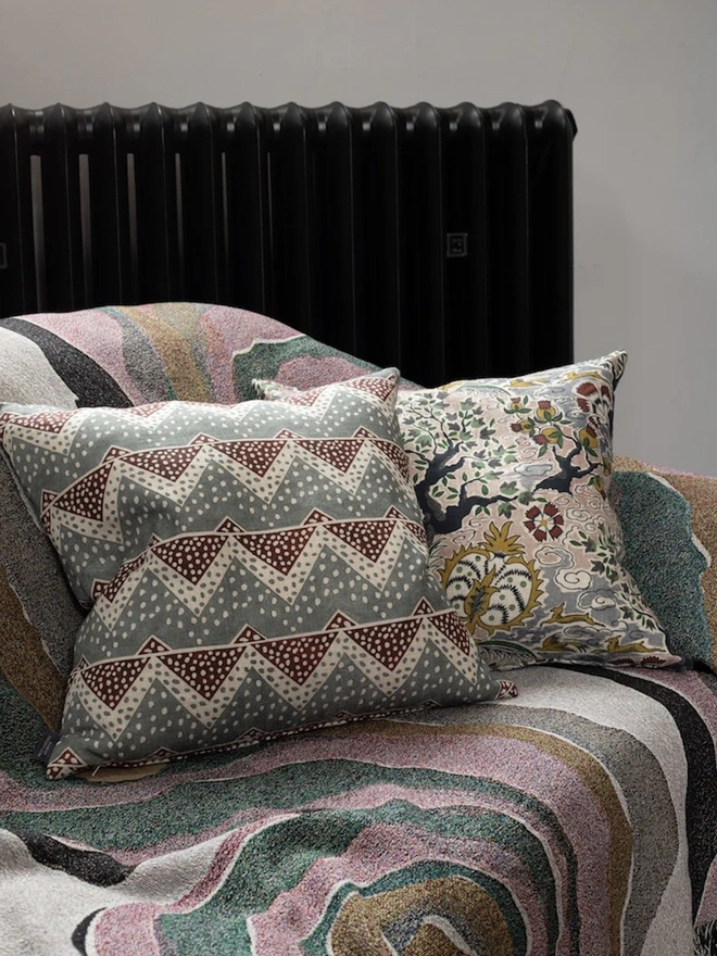 Snow 'Peaks' Cushion