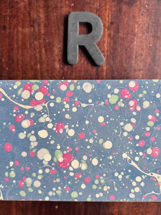 Matchbox Cover. A matchbox cover in R