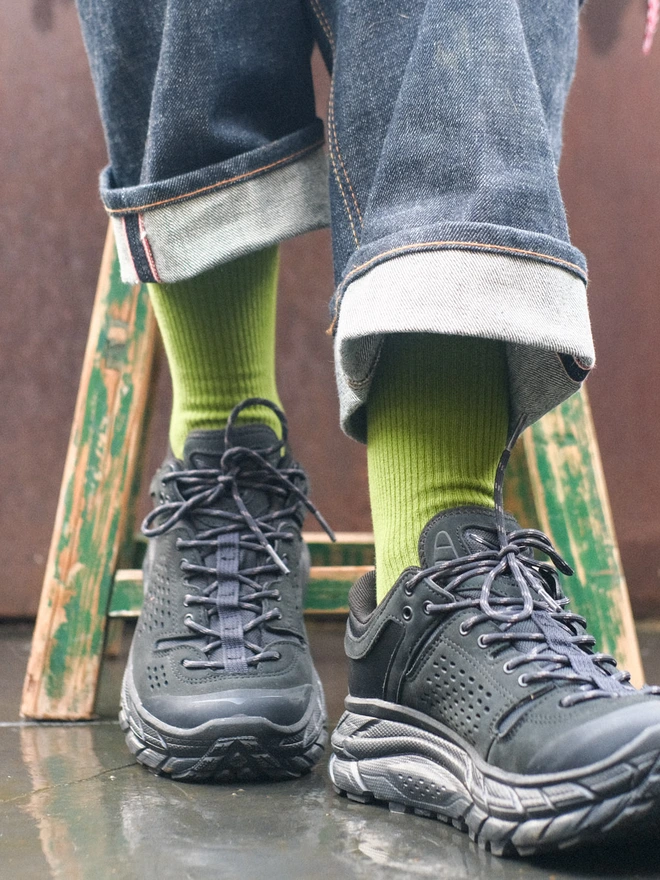 Green organic fine rib socks 