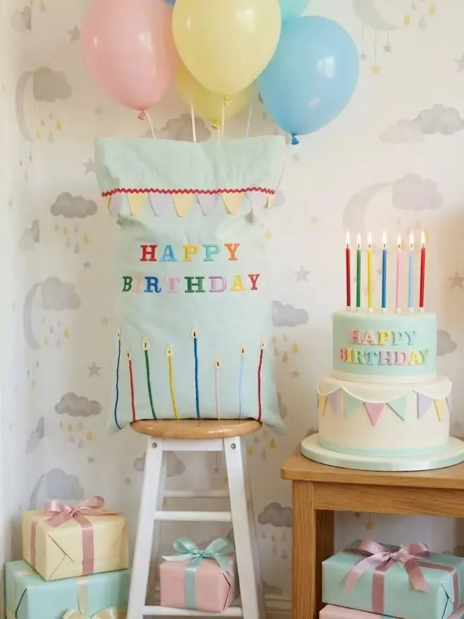 celebration sack with bunting & candles
