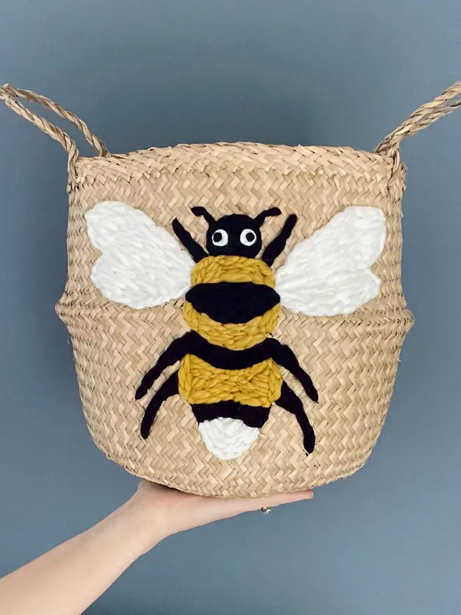 Bumble Bee Belly Basket