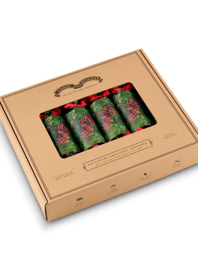 Christmas Wreath Luxury Christmas Crackers (Set Of 6)