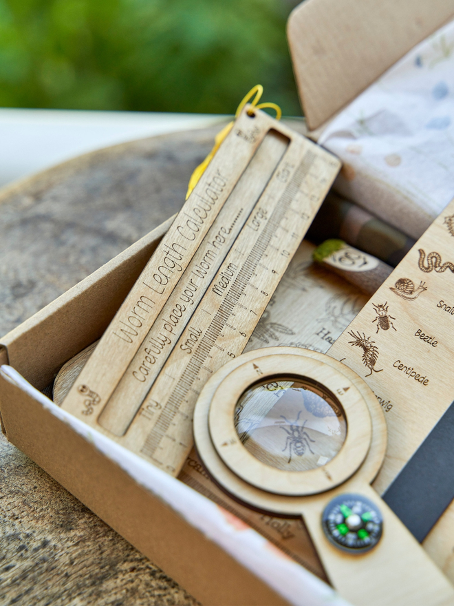 Outdoor activity kit
