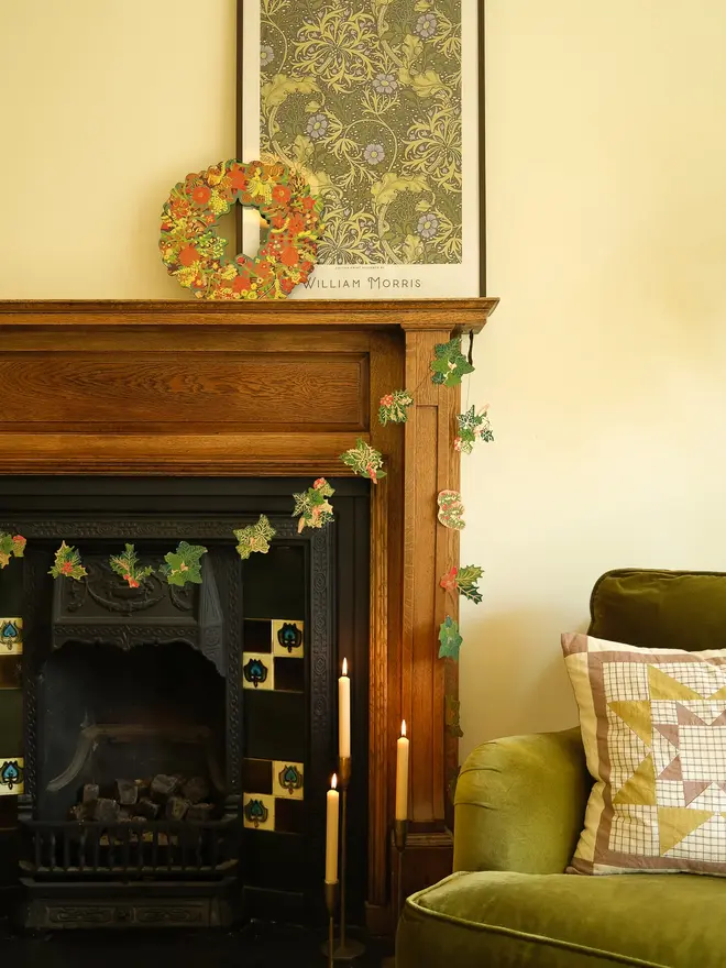 Holly And Ivy Sewn Garland (Set Of 6)