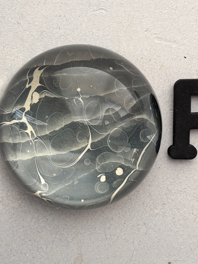 Large Paperweight pattern P