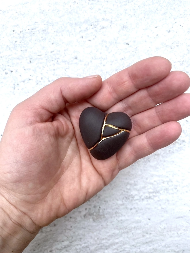 Black Kintsugi Heart Keepsake