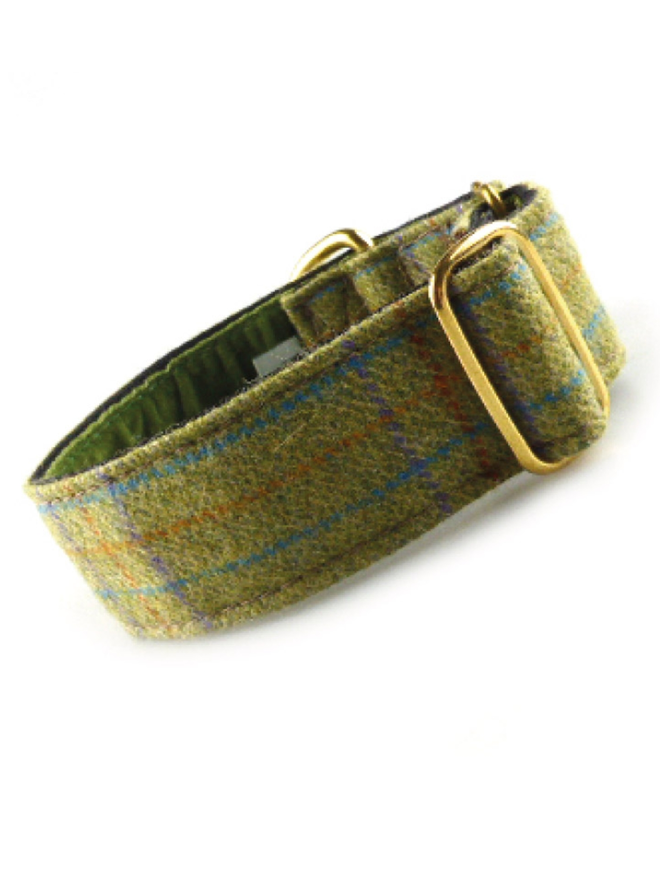 Winter Pear House Tweed Dog Collar