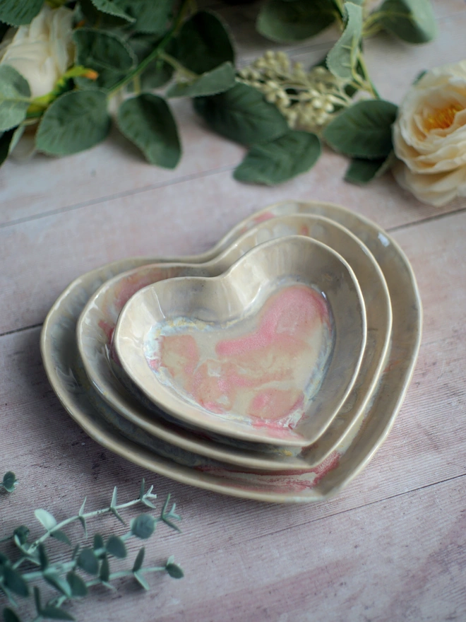 heart nesting plates, heart plates, heart dish, ceramic nesting plates, Jenny Hopps Pottery, Lilac