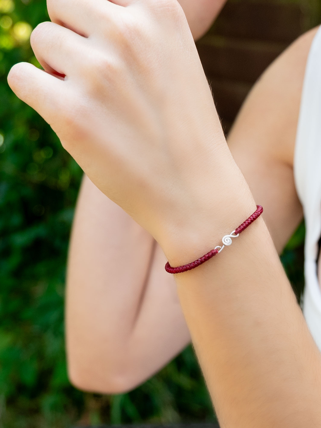 women treble clef bracelet