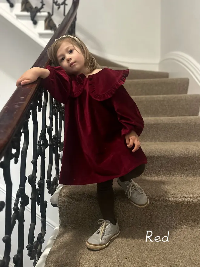kids velvet dress with big frill collar Red