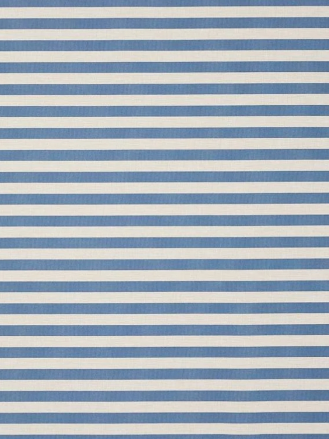 Striped Parasol. Parasol in Mer.