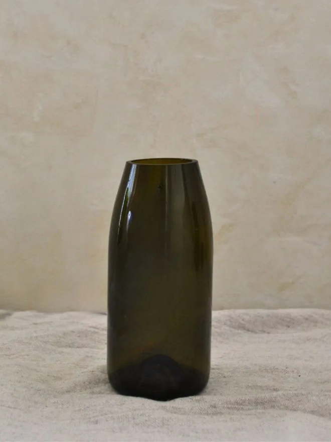 Bud vase