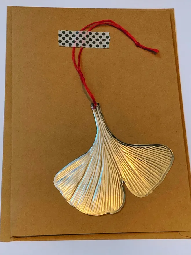 Ginkgo leaf embossed tin 