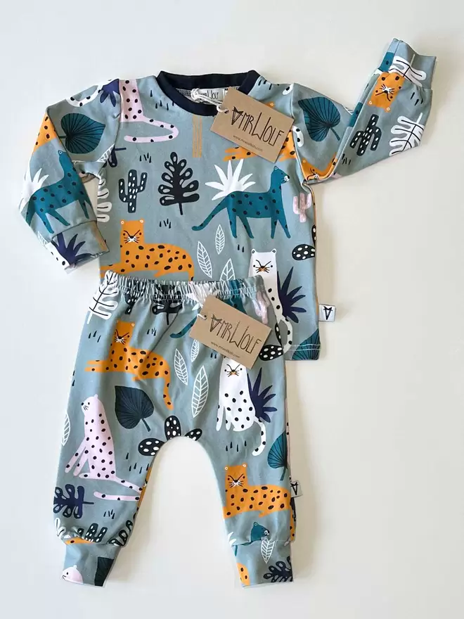 colourful leopard print design on baby leggings