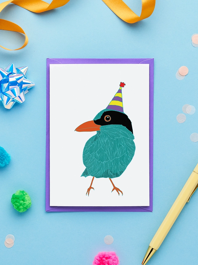 Bright Birthday Card Featuring a Green Magpie