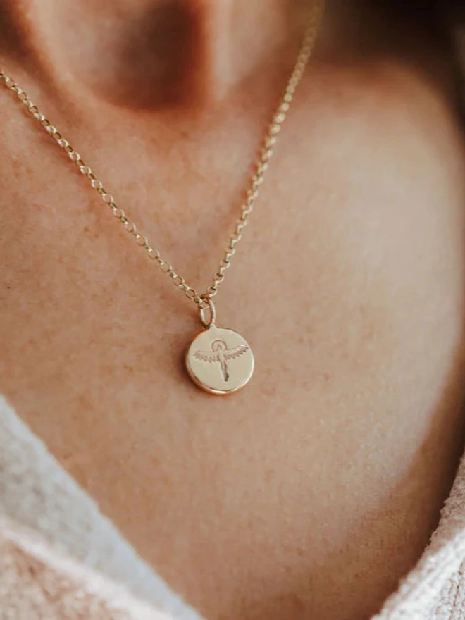 9ct Gold Phoenix Pebble Necklace lifestyle image