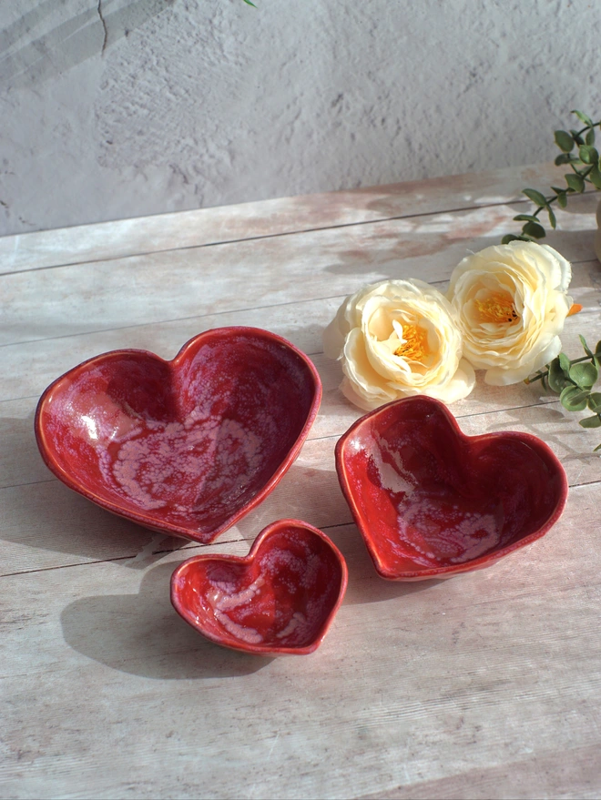 heart nesting bowls, heart bowls, nesting bowls, Jenny Hopps Pottery, pink bowls, pink heart bowl, ceramic gift