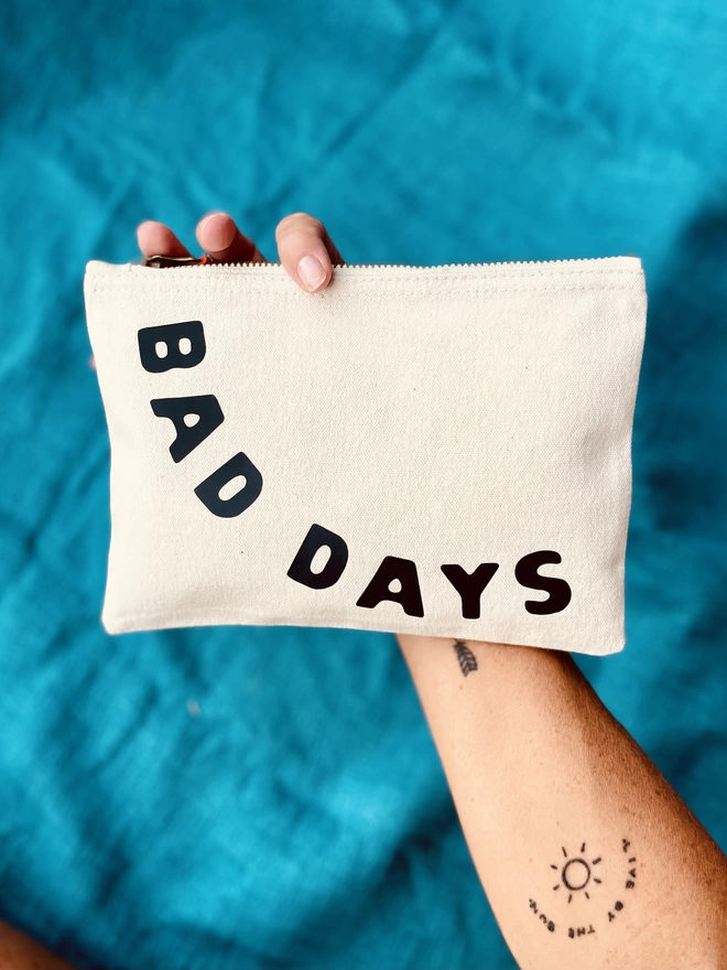 good day/bad day pouch back