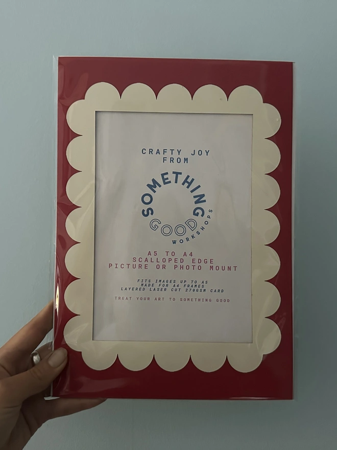 A5 to A4 Scallop Edge Picture Mount, in Pop Colours