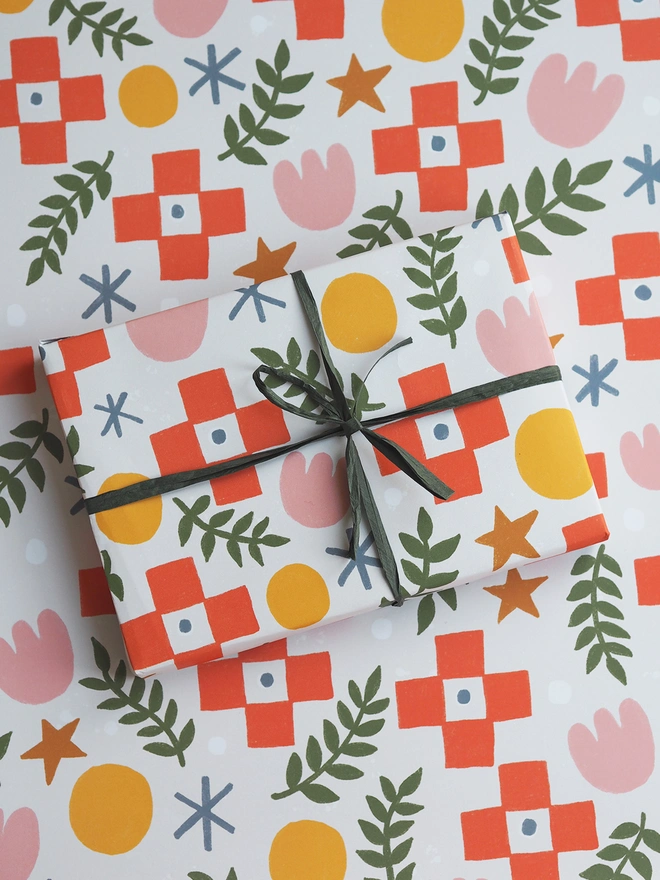 folk eco wrapping paper sheets