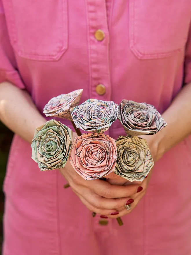 Old map paper roses