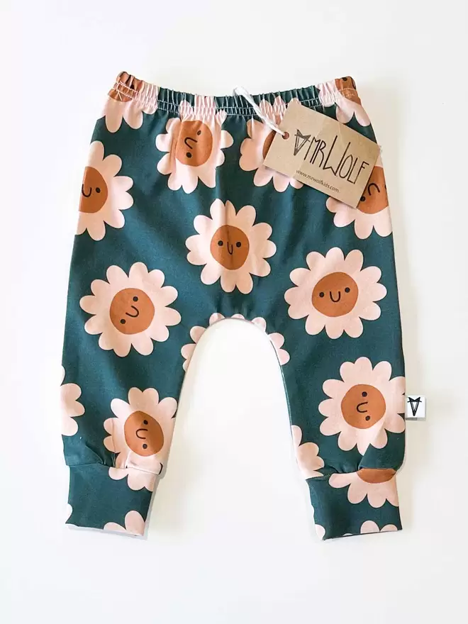 soft cotton daisy print leggings