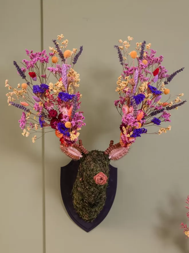 Handcrafted Dried Flower 'Meadow' Deer Large Wall Hanging