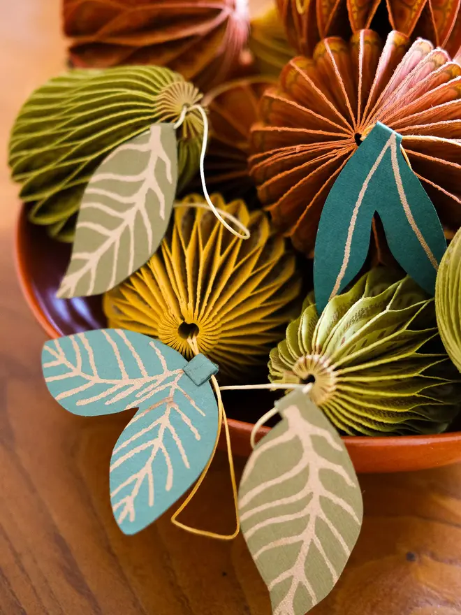 Lemon Honeycomb Ornament (Set Of 6)